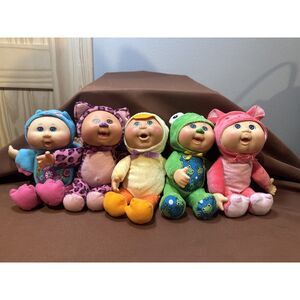 Lot of 5 Cabbage Patch Cuties Plush Dolls